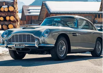 Aston martin db5 шона коннери выставят на продажу 