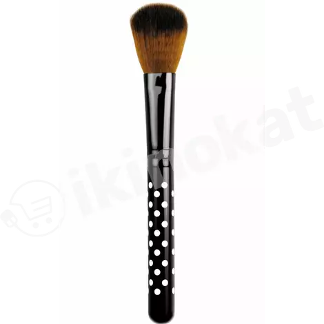 Универсальная кисть для макияжа vivienne sabo universal cosmetic brush Vivienne sabo 