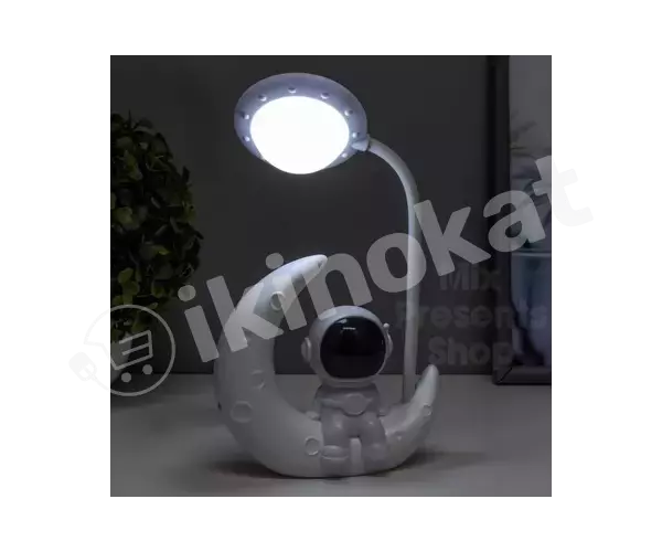 Настольная лампа-ночник "астронавт на луне" led  