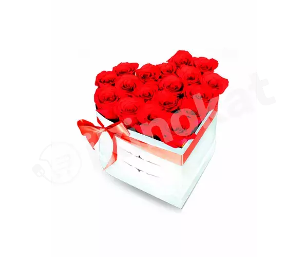 Цветы в коробке "романтический день"  